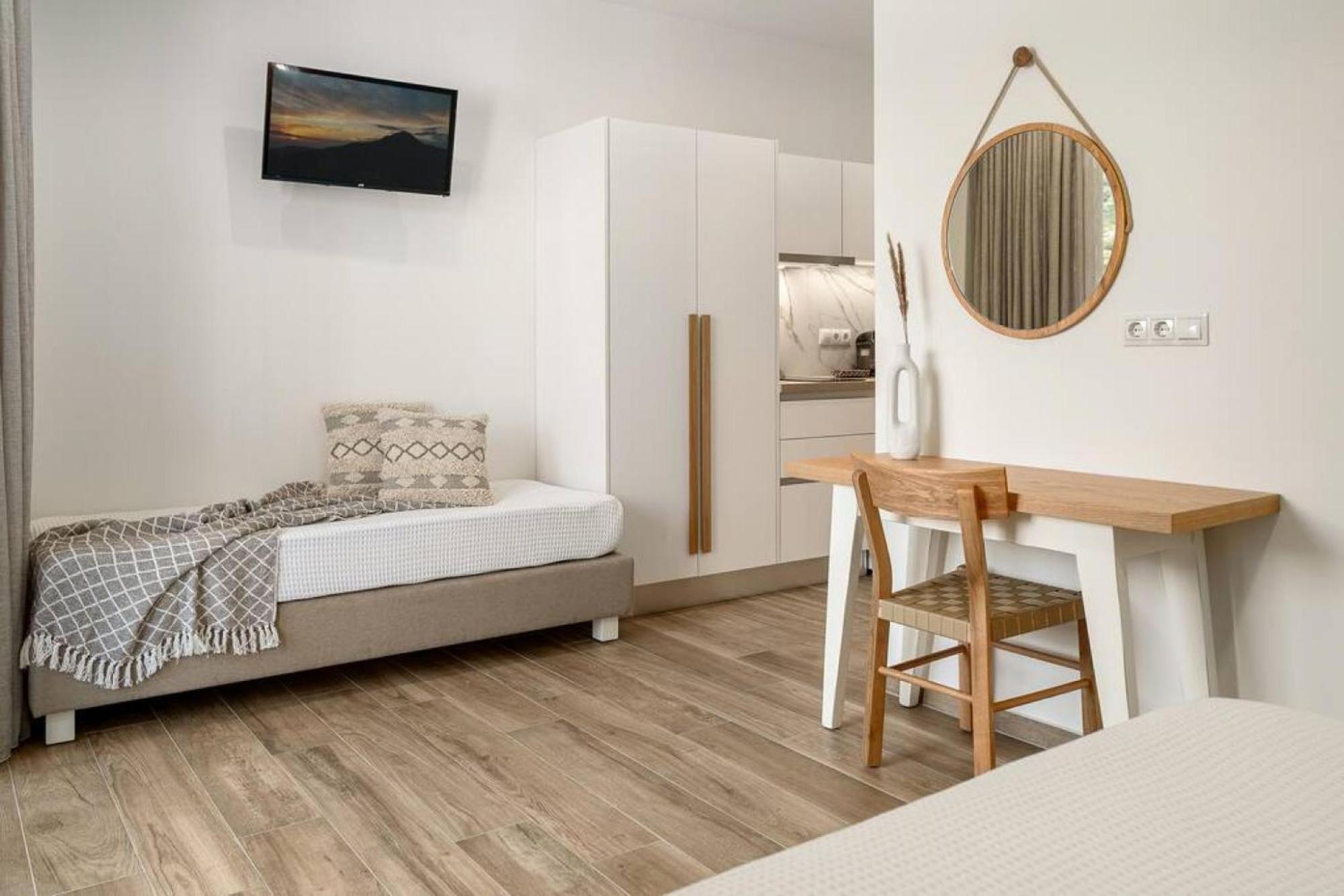 Kayy Apartments 3 In Matala Luaran gambar